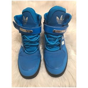 Adidas Hight top Blue Shoes